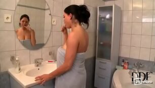 Girl with big natural Tits gets fucked in the shower